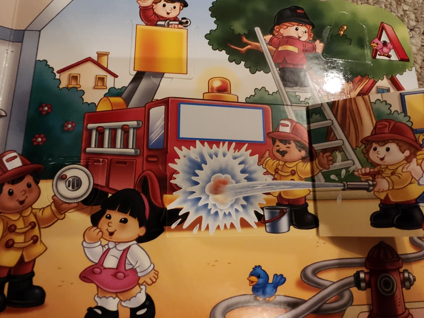 Fisher-Price Little People Let's Go On a Class Trip Board Book - photo 4