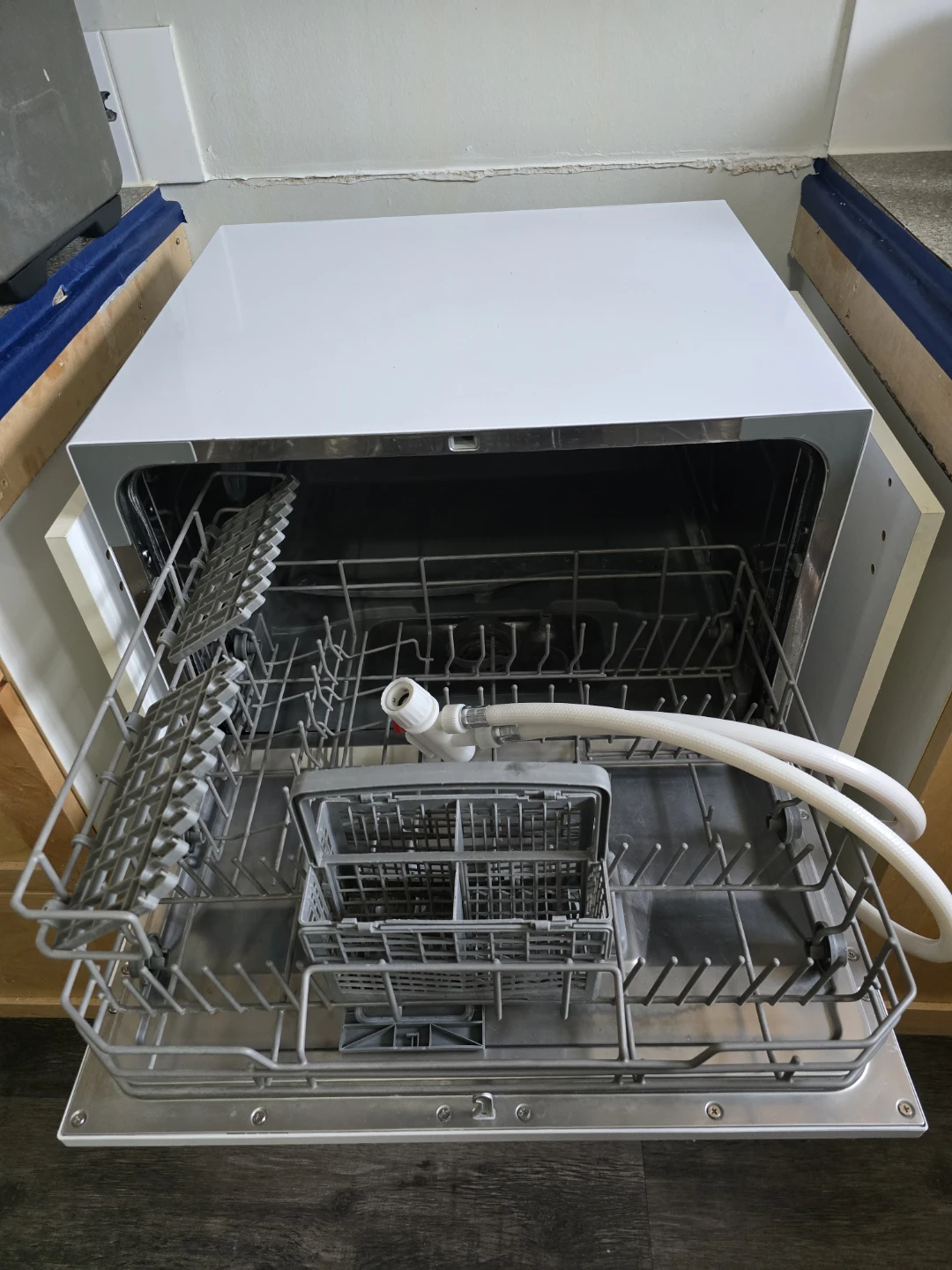 Danby Countertop Dishwasher
