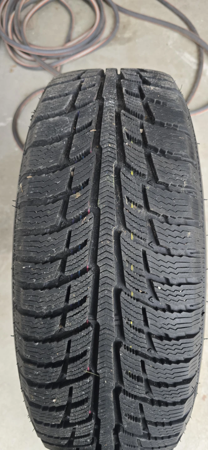 235/65R17 Snow Tire on Steel Rim - photo 3