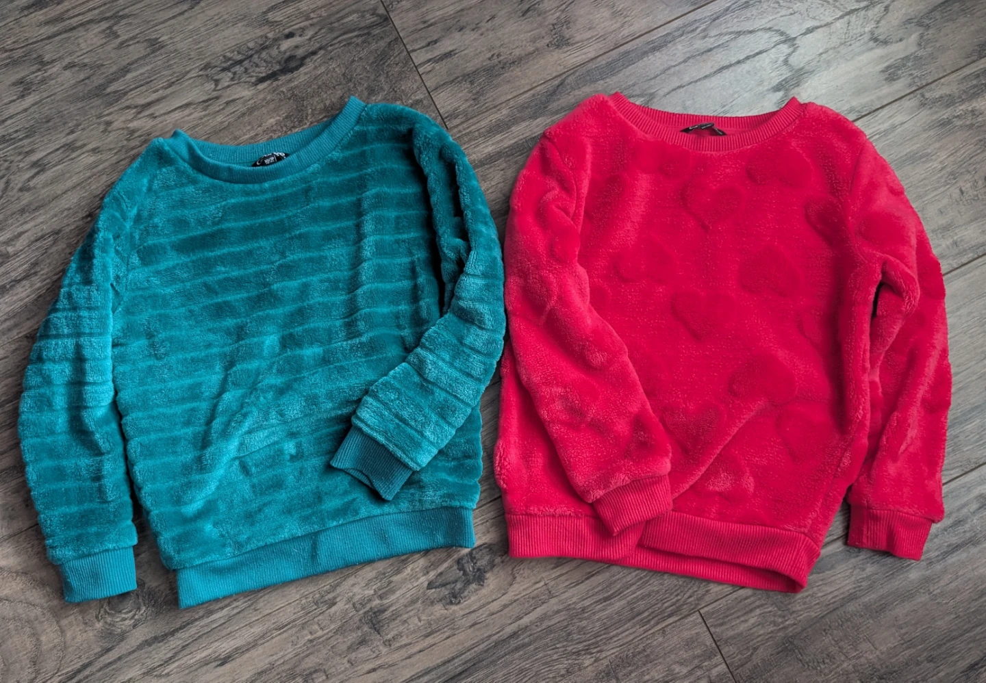 George Girls' XS (4-5) Fuzzy Sweaters