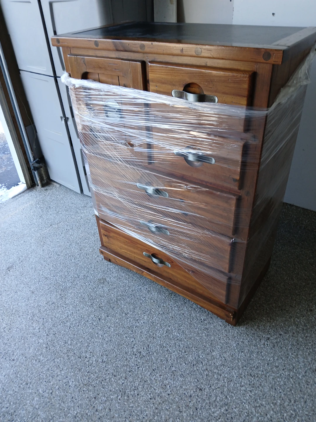 Wooden Chest of Drawers - photo 2