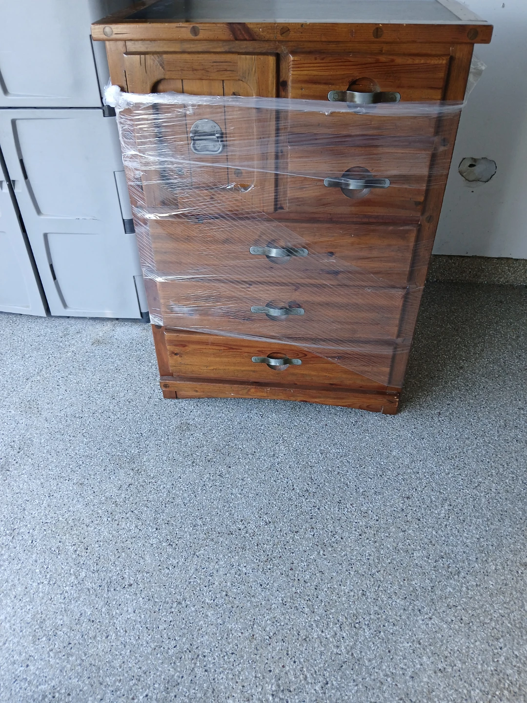 Wooden Chest of Drawers - photo 3