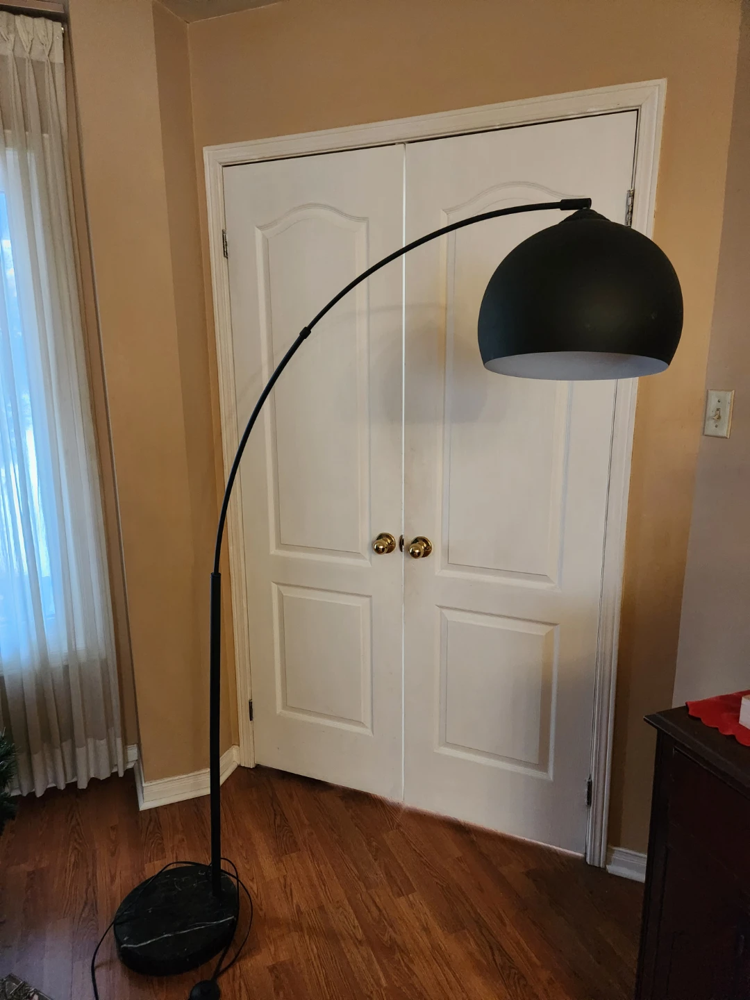 Black Arc Floor Lamp