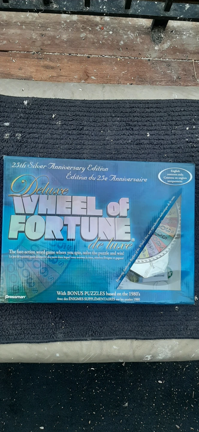 Deluxe Wheel of Fortune 25th Anniversary Edition