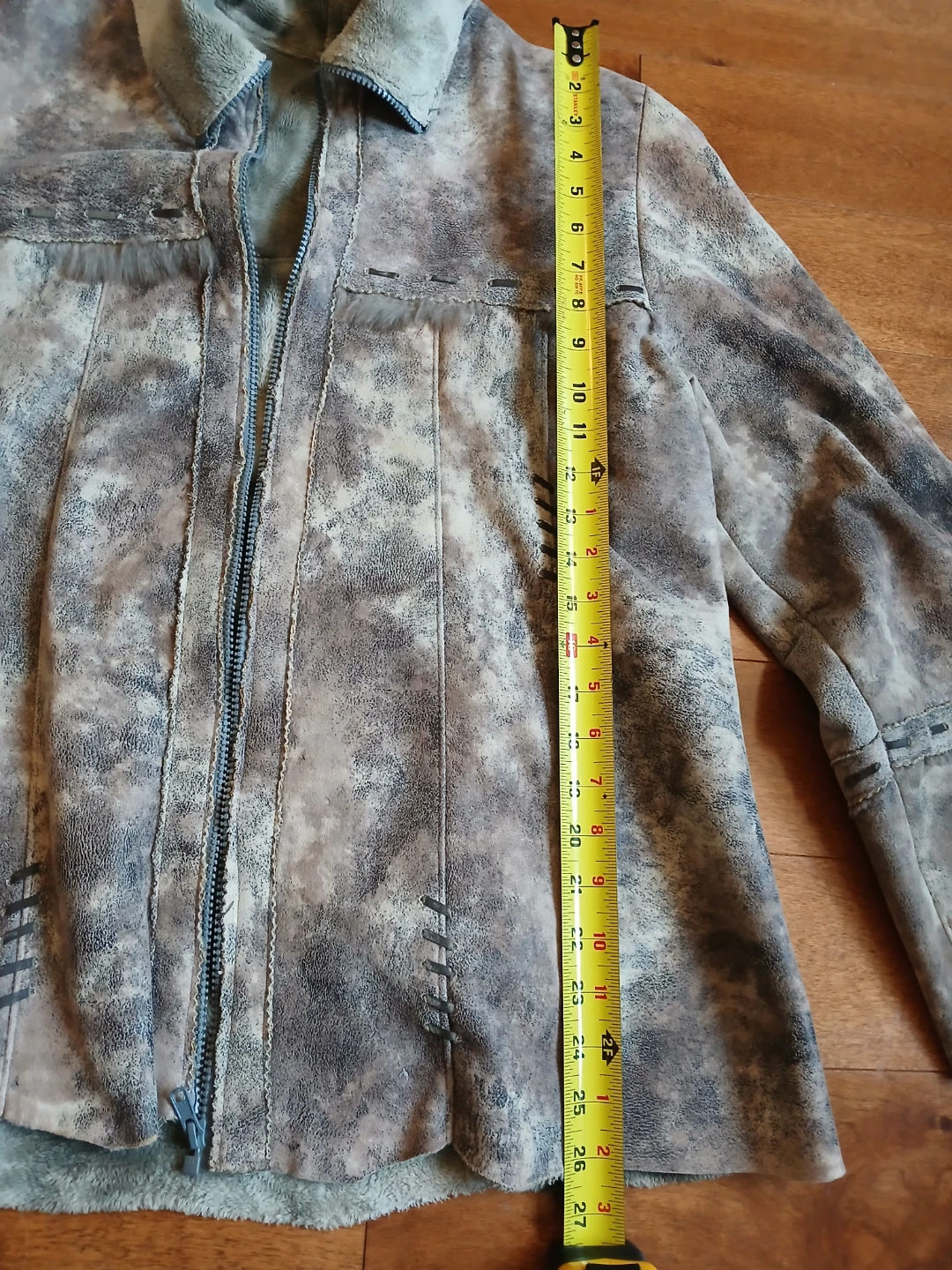 Women's Leather Jacket with handmade detail- L/XL - photo 3