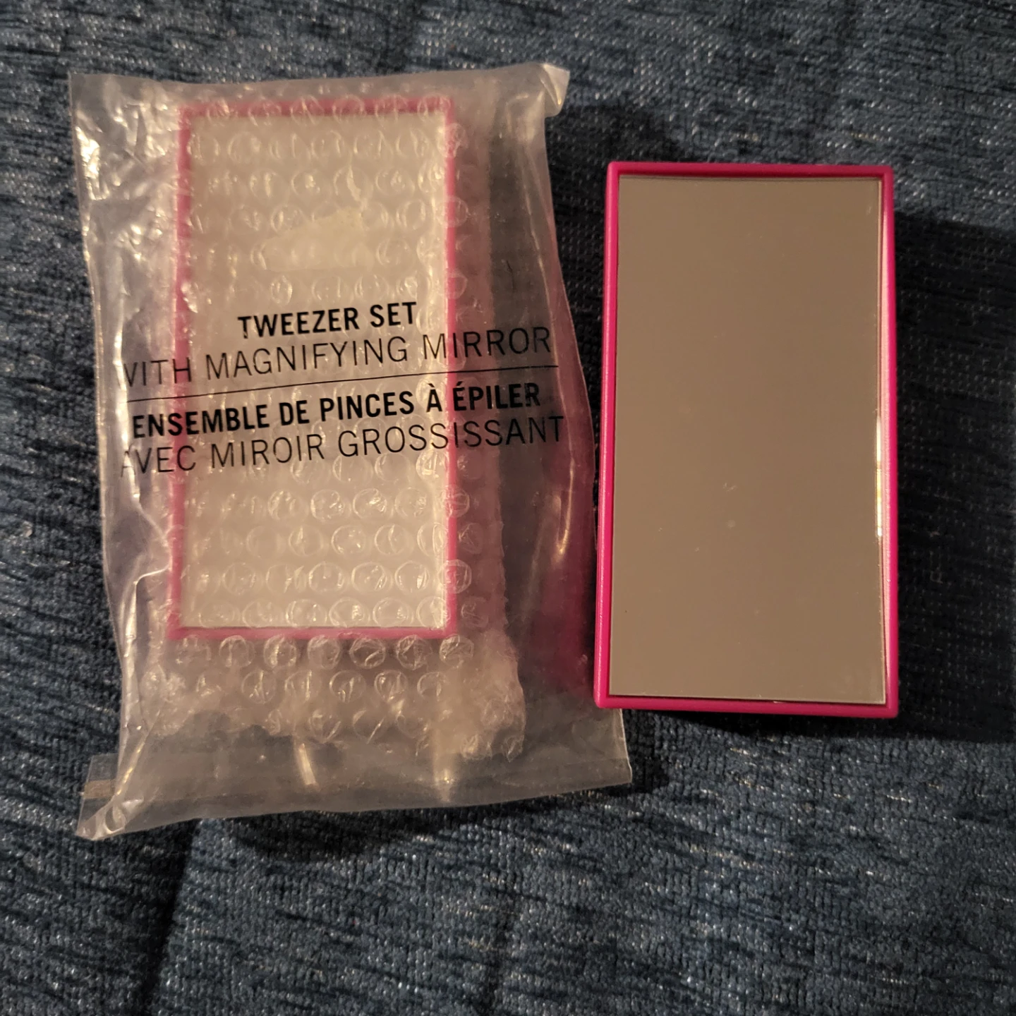 Avon Tweezer Set with Magnifying Mirror - New