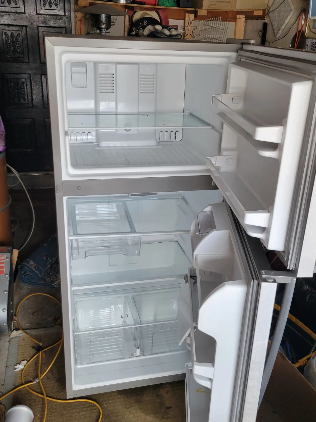 Whirlpool stainless steel fridge - photo 3