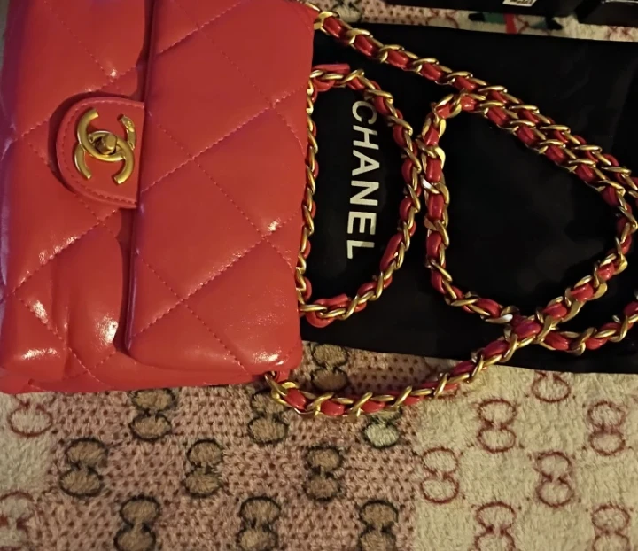 Chanel 22k pink gold hand bag - photo 3