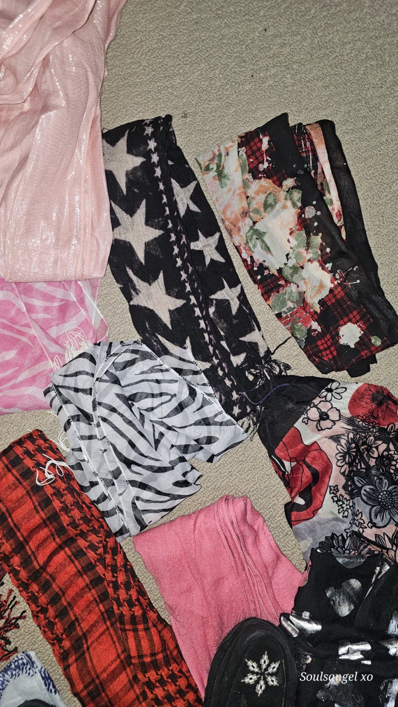 Assorted Scarves - Various Patterns & Colours - photo 3