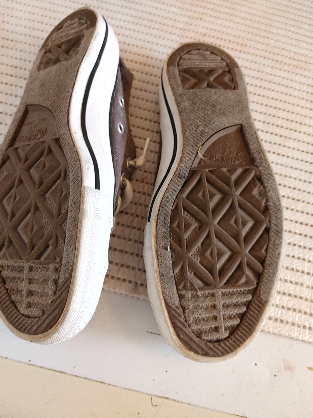 Converse All Star Slip-On Sneakers - size 5 - photo 2