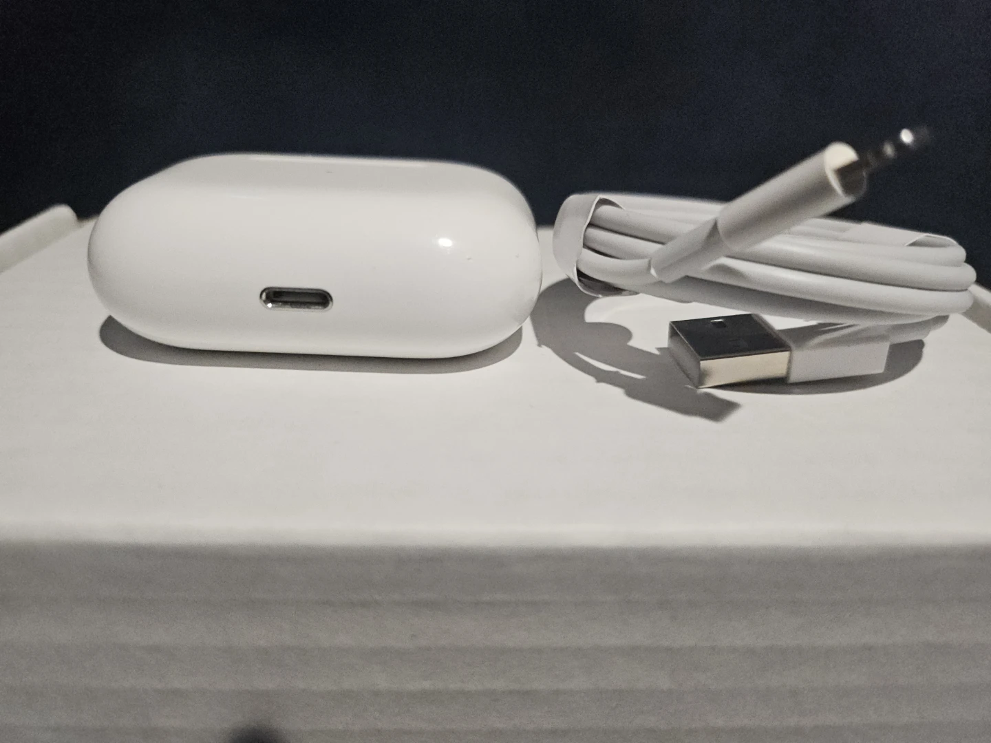 Apple AirPods Pro with Charging Case
