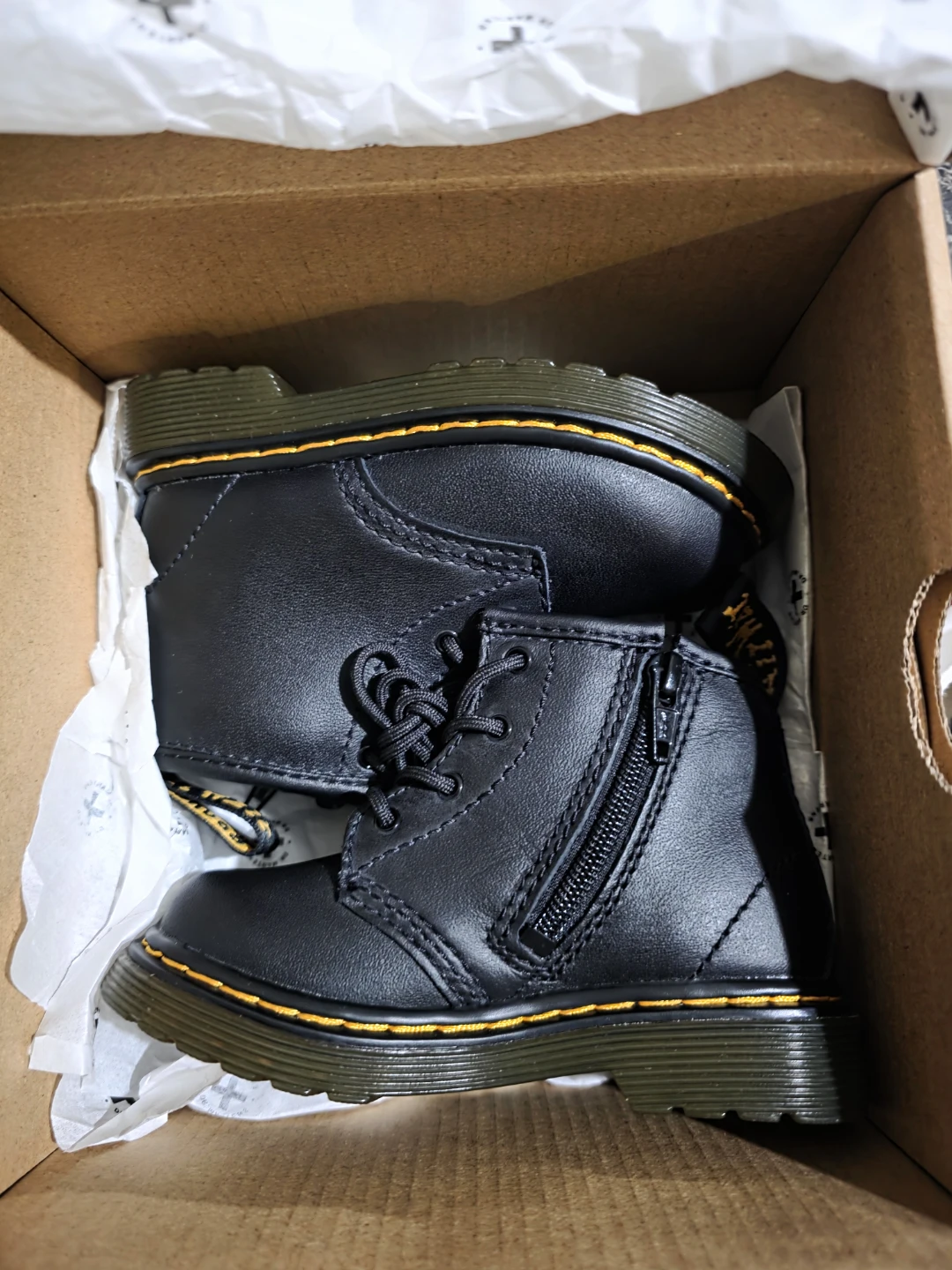 Dr. Martens 1460 I Softy T Boots Black Size 6C
