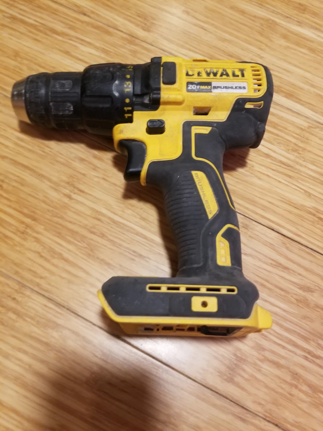 DeWalt DCD777 20V MAX Cordless Drill Driver