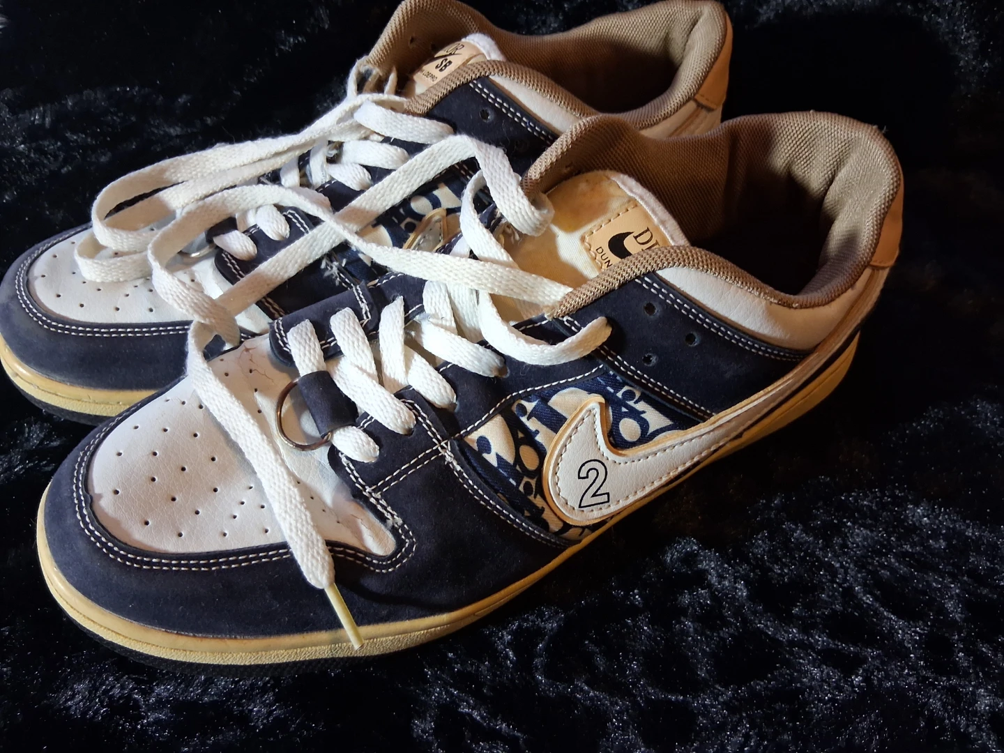 Nike SB Dunk Low Pro "Dior" Custom Sneakers - photo 3