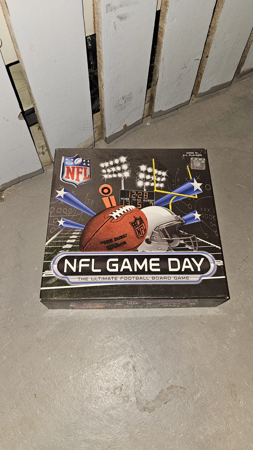 NFL Game Day Board Game New 🏆
