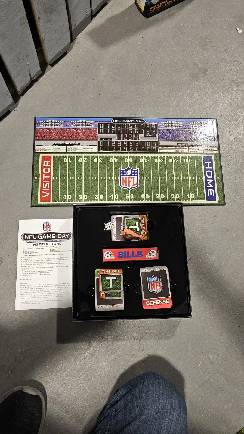 NFL Game Day Board Game New 🏆 - photo 4