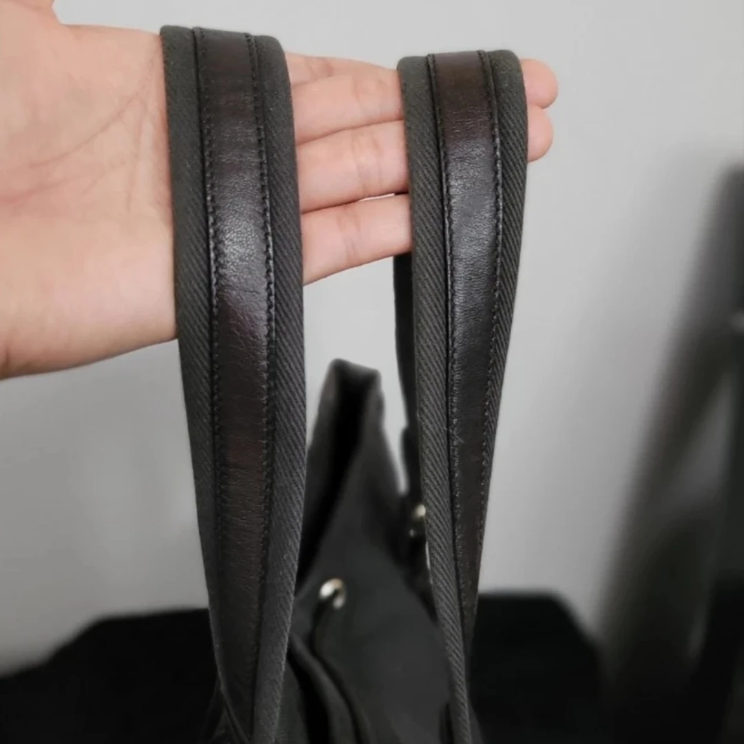 Authentic Yves Saint Laurent Kahala Tote Bag - photo 2