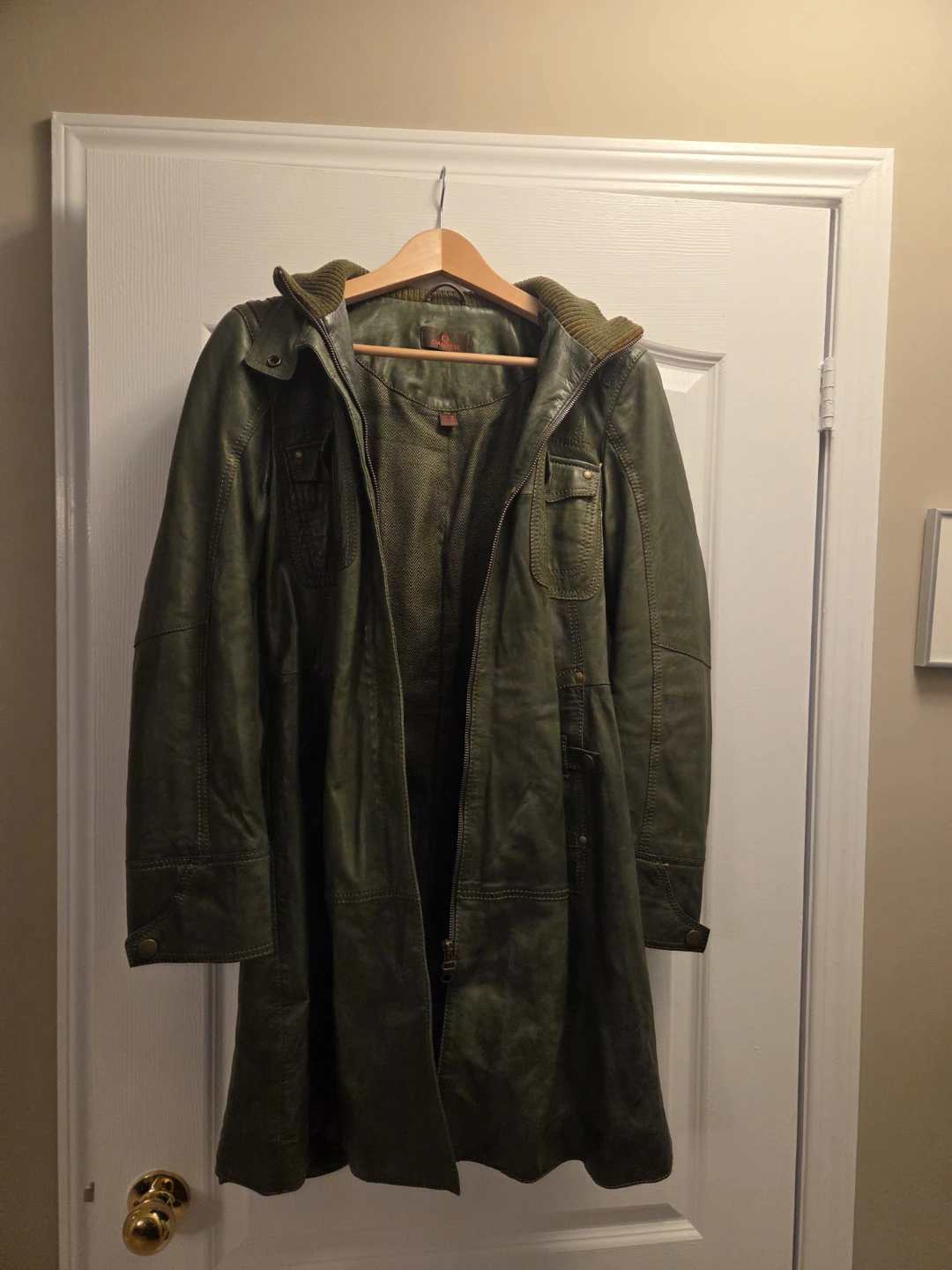 Danier Leather Vintage Style Coat Size S 🥕 - photo 4