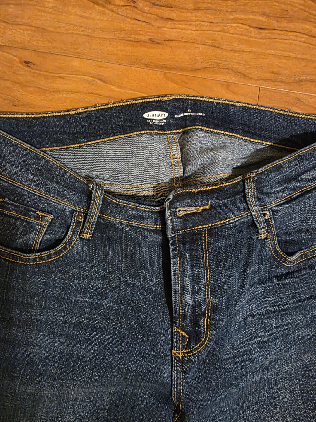 Old Navy Regular/Straight Jeans - Size 4 - photo 3