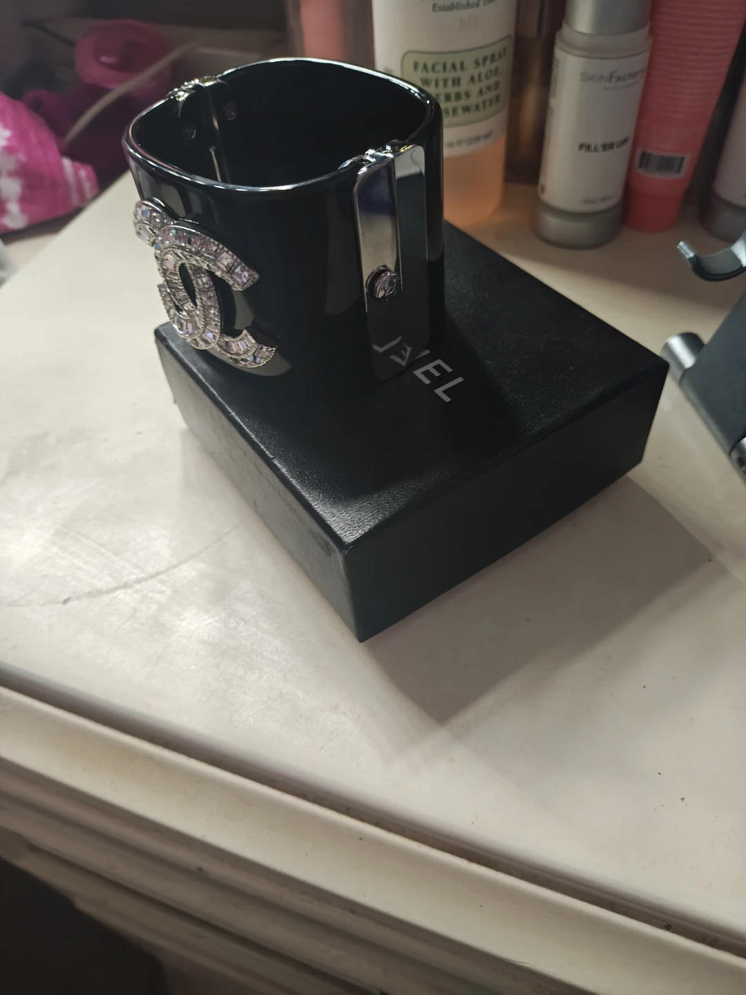 Chanel Black Cuff Bracelet  grade A - photo 5