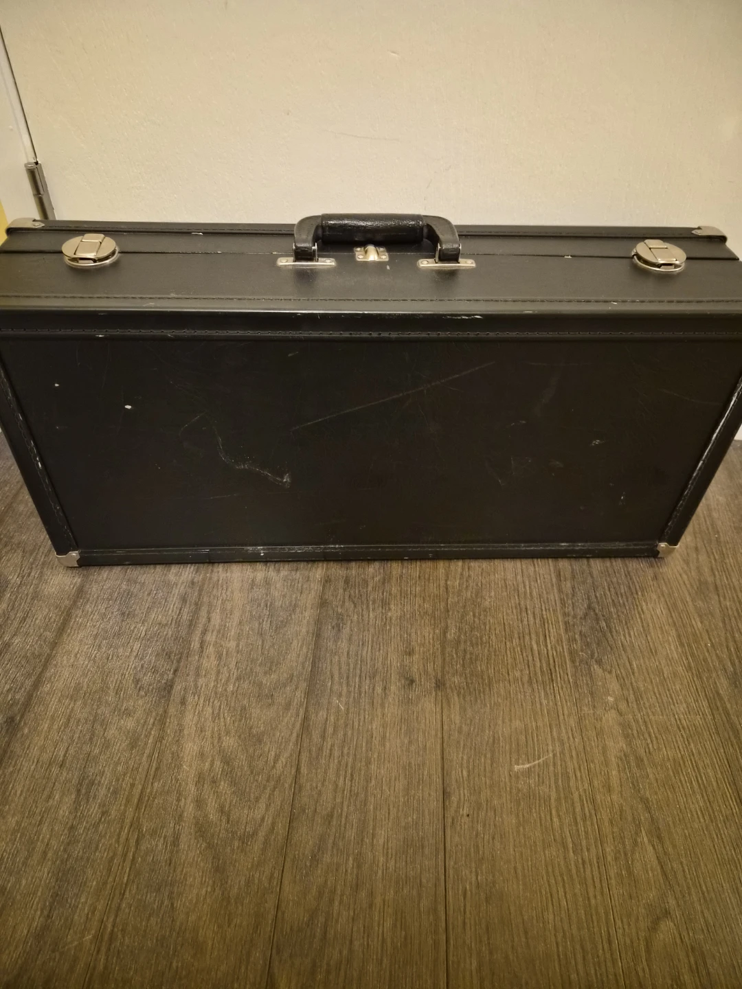 Alto Saxophone with Case - photo 3