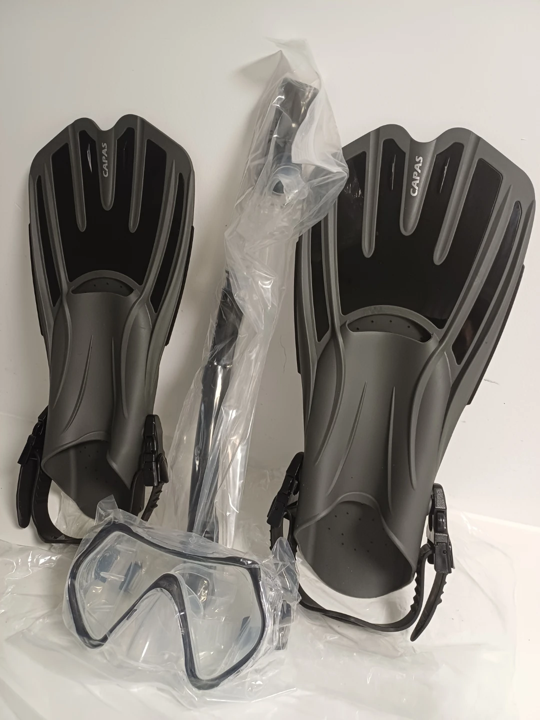 CAPAS Snorkel Set with Fins, Mask, & Snorkel Size: S/M
