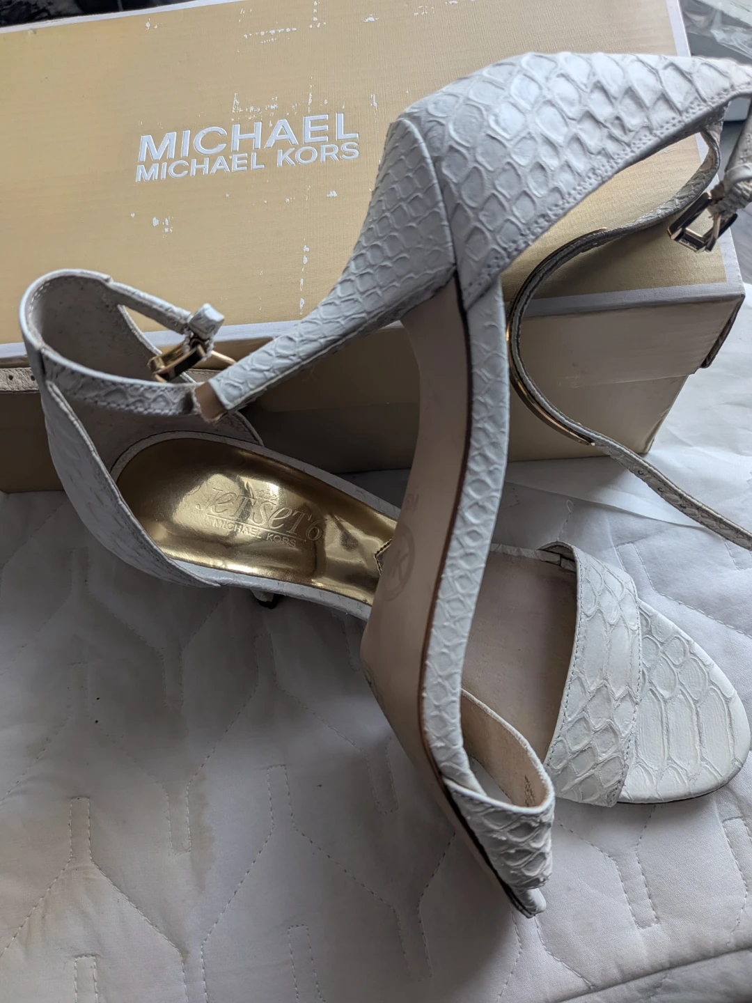 Michael Kors Jet Set White Heels - photo 5