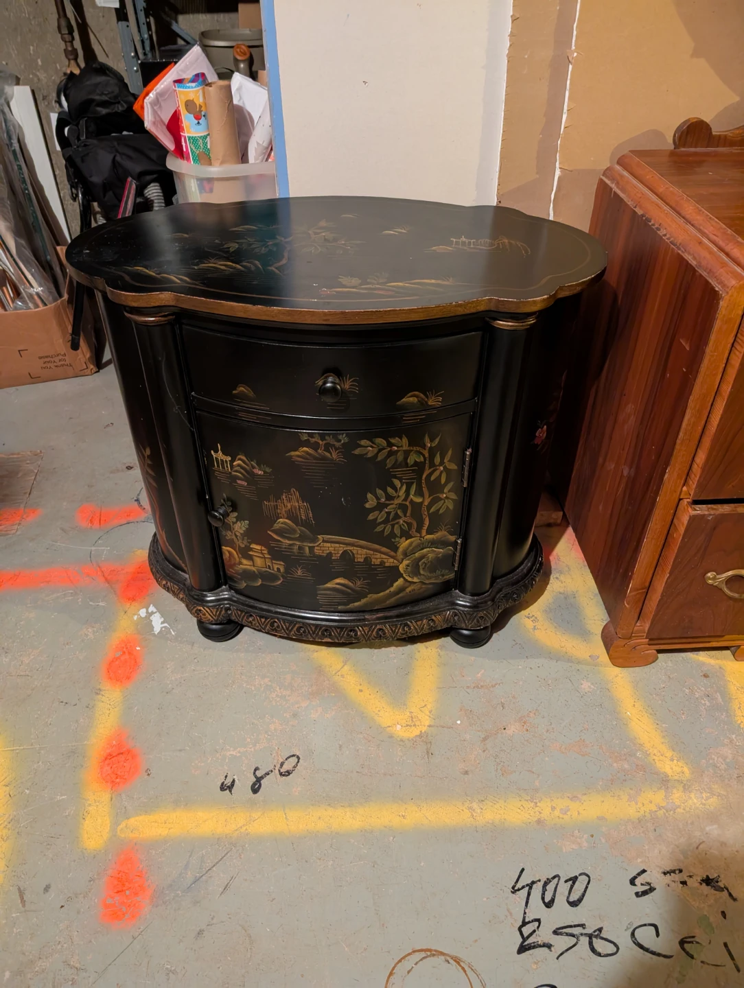Black Oriental Style End Table - photo 3