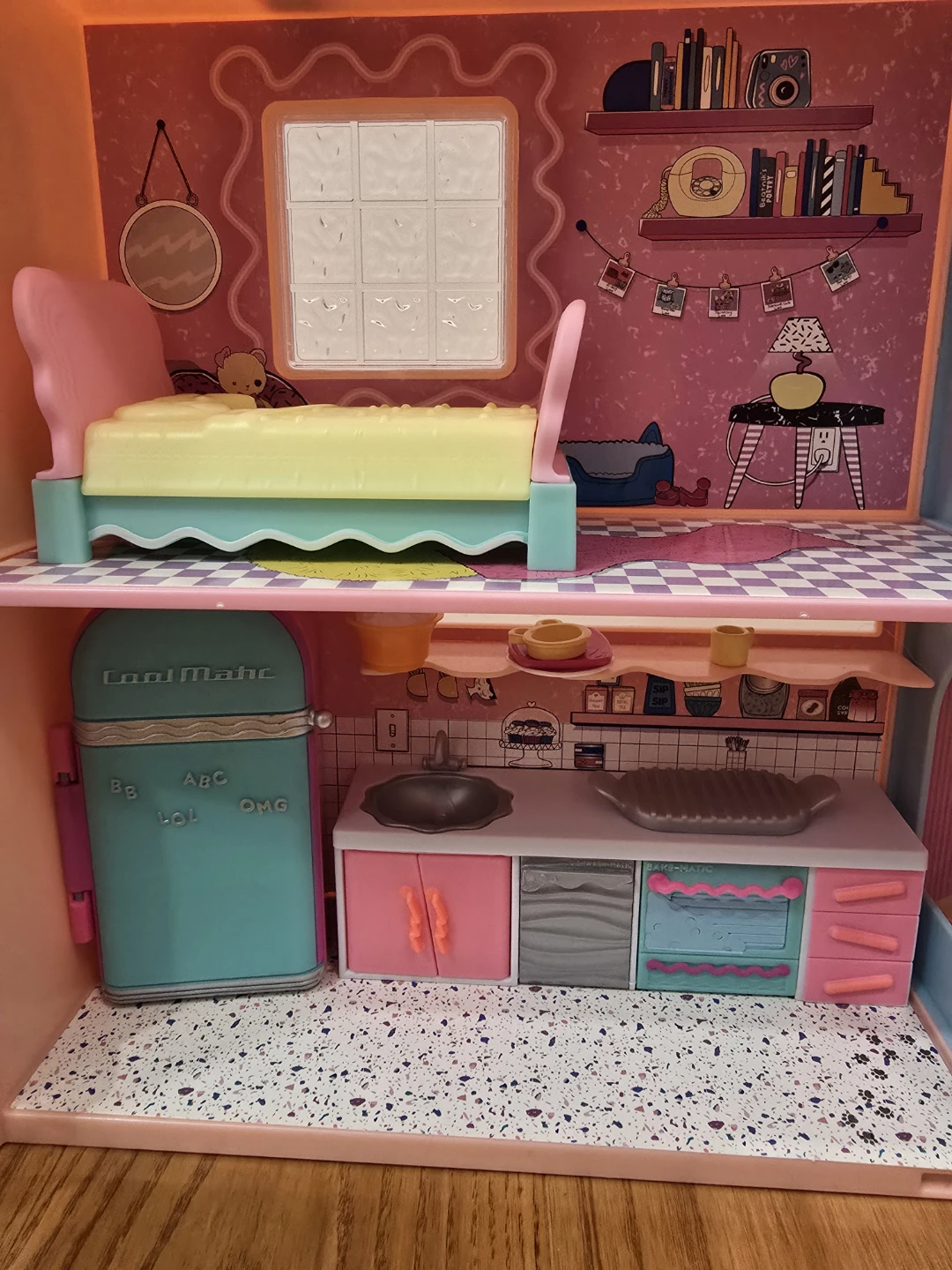LOL Surprise Dollhouse with Accessories - photo 3