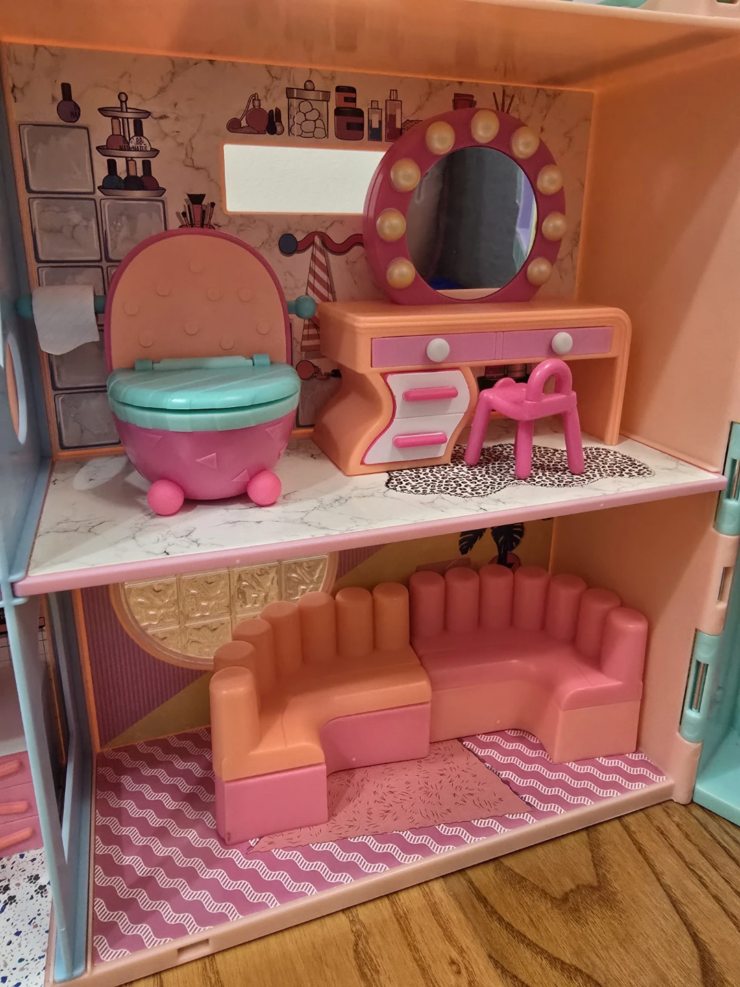 LOL Surprise Dollhouse with Accessories - photo 4