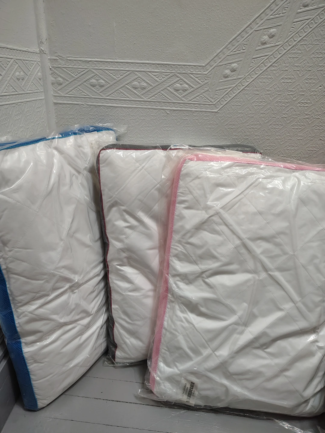 Comfort Pillow Set - New