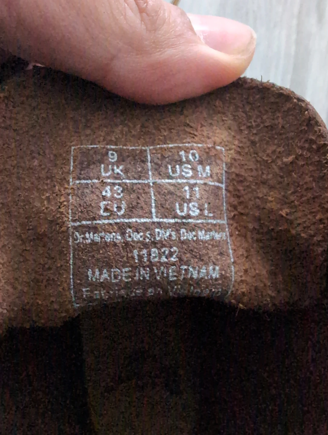 Dr. Martens 11822 Brown Leather Boots US 10 - photo 3