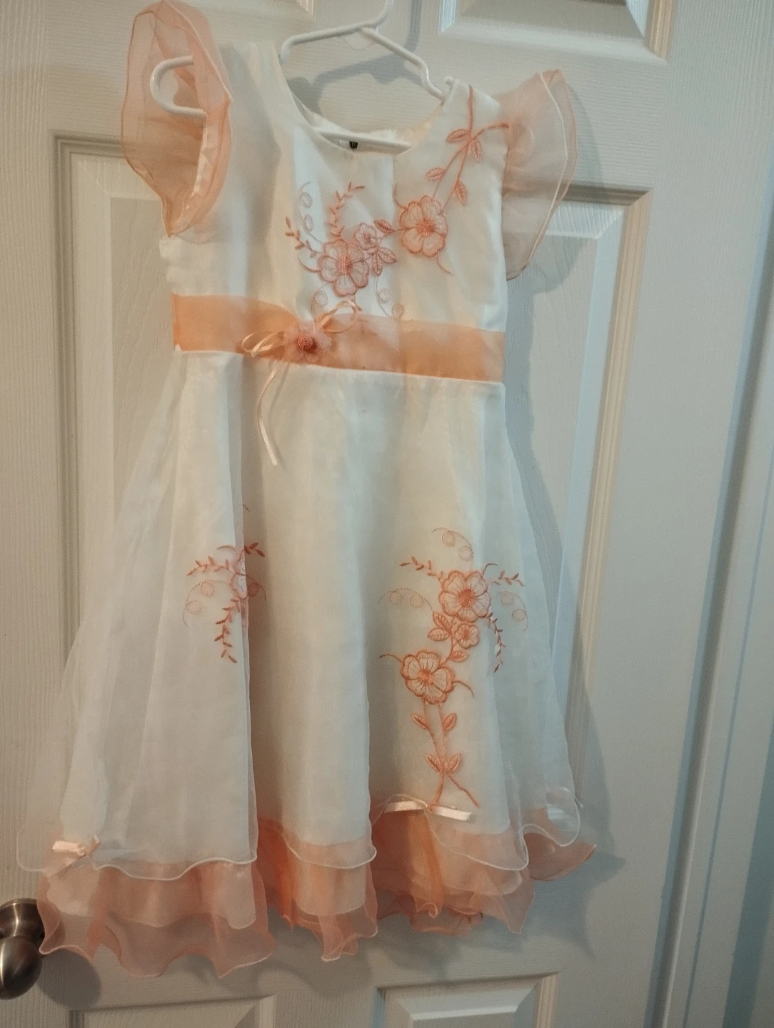Girls' Dresses 4-5 yrs - photo 5