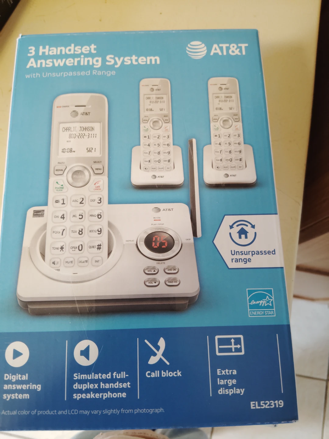 AT&T. 3 HANDSET ANSWERING SYSTEM - photo 2