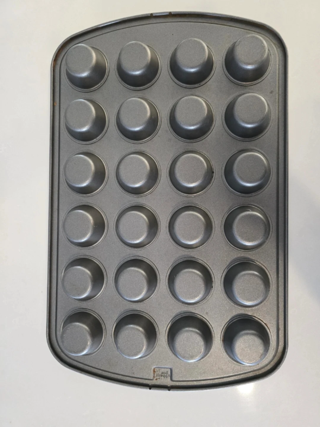 24 Cup Mini Muffin Pan - photo 2