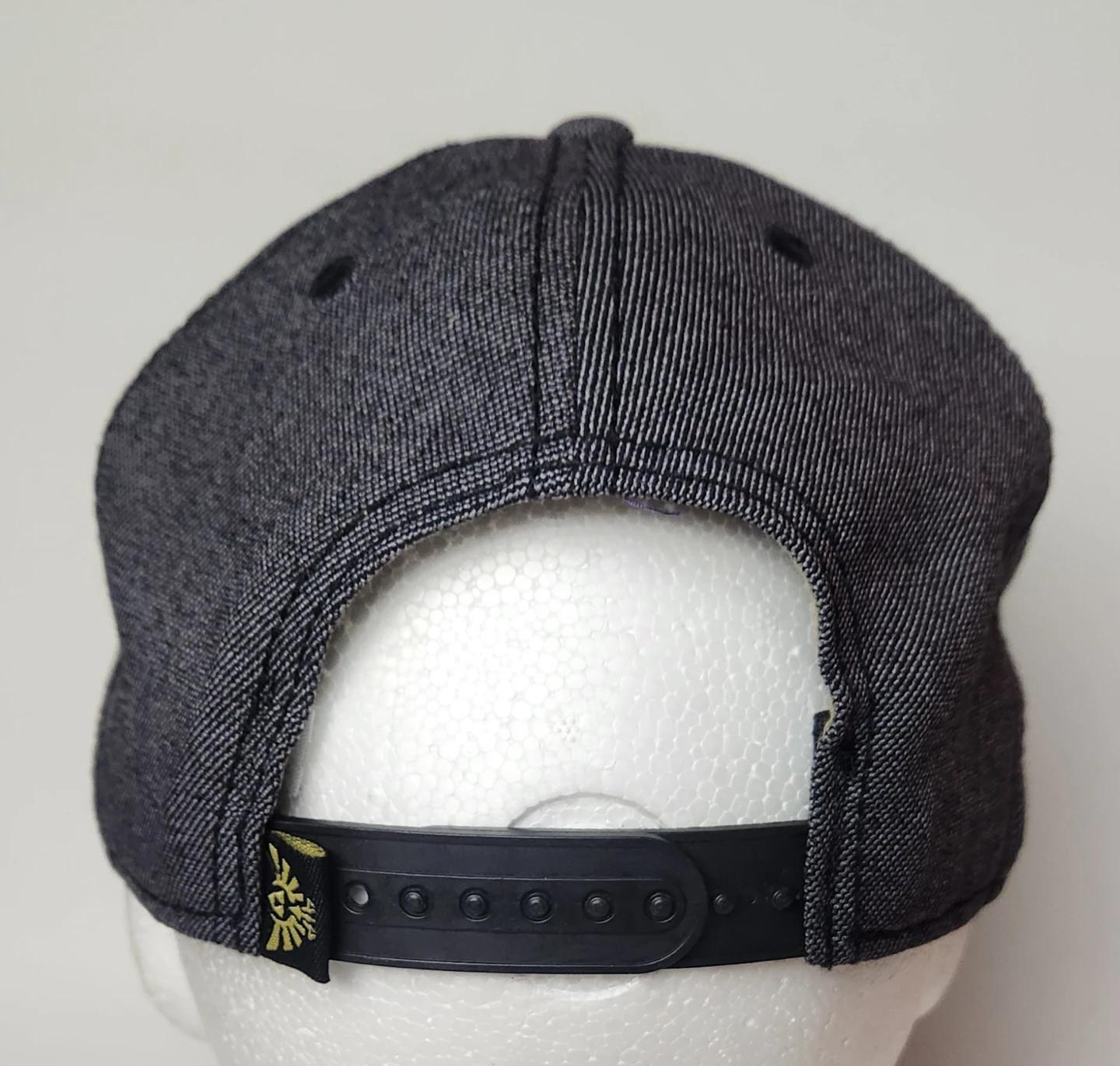 Nintendo Legend of Zelda Snapback Cap - Rare - photo 3