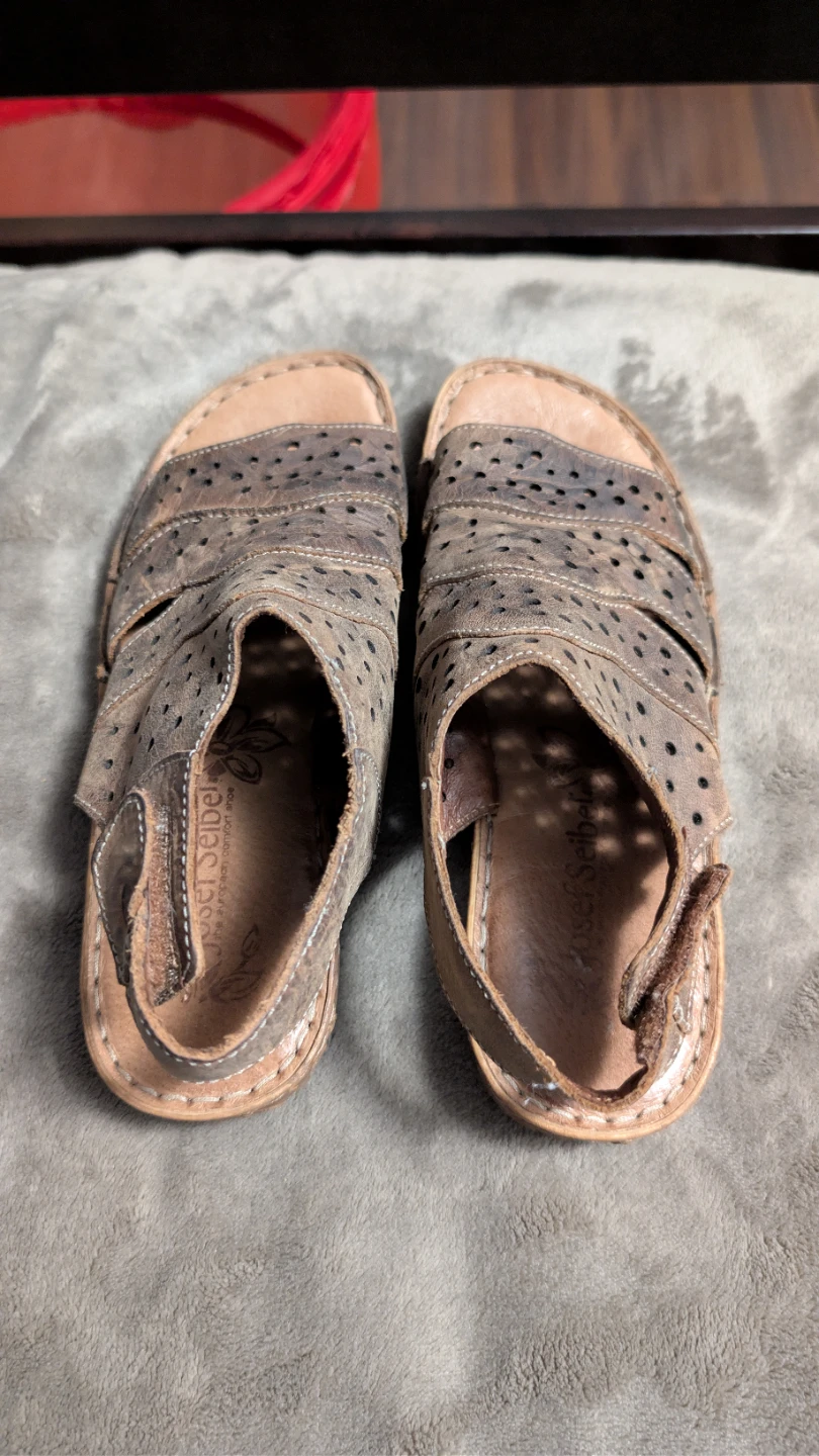 Josef Seibel Leather Perforated Sandals - photo 2