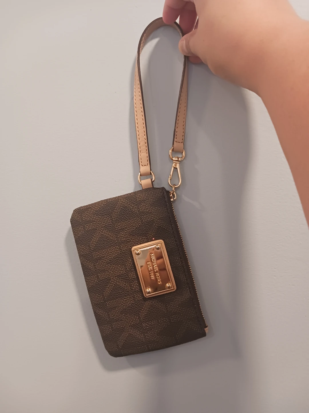 Michael Kors Signature Logo Wristlet Pouch Brown