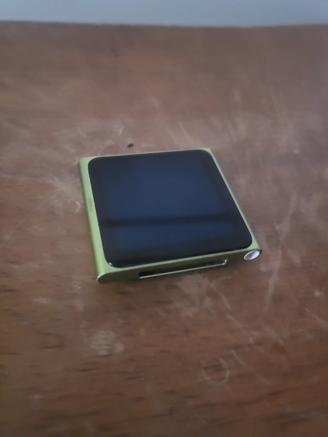 Apple iPod Nano (7th Gen) - Green