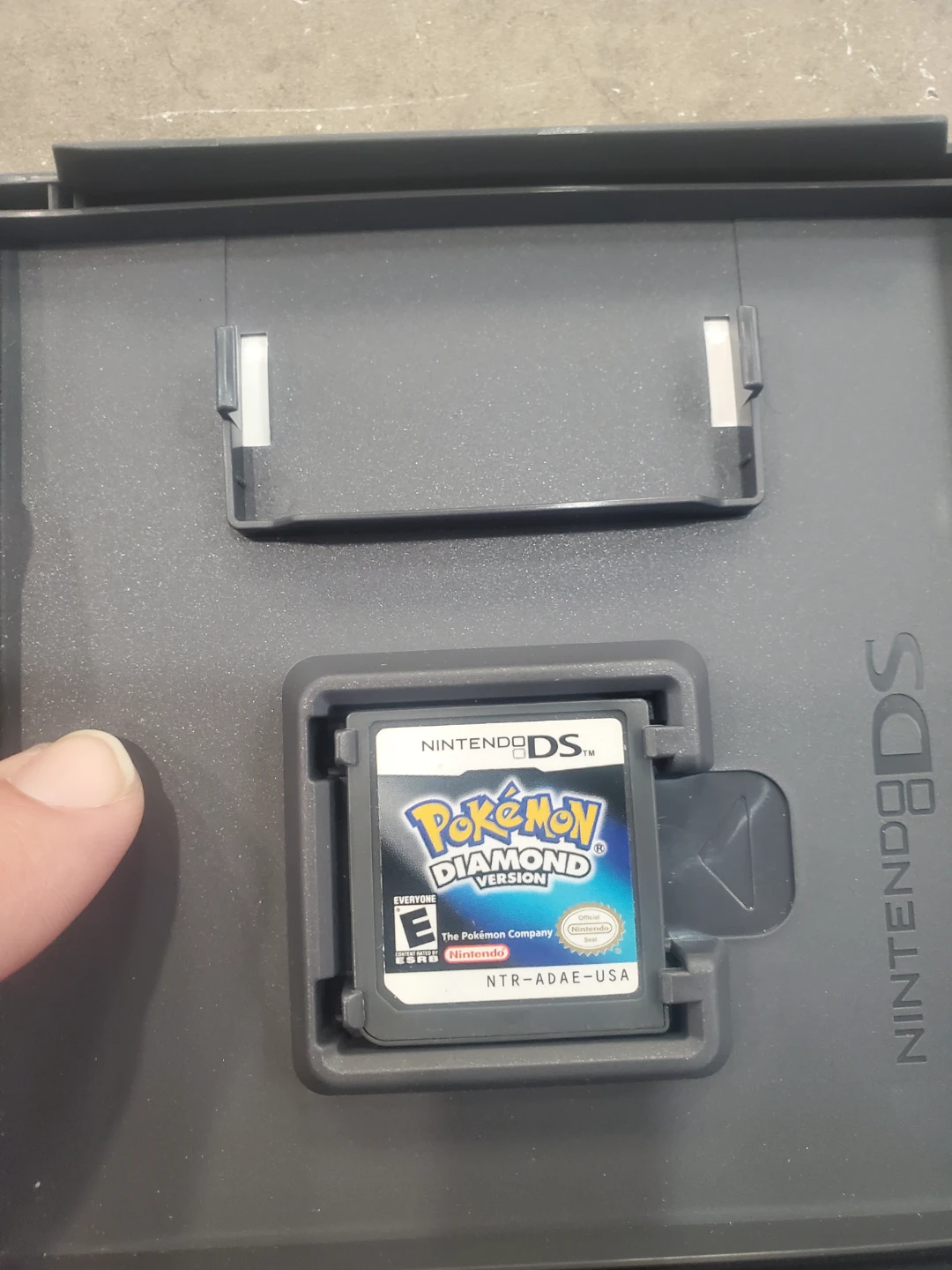 Pokémon Diamond Version - Nintendo DS Game - photo 2