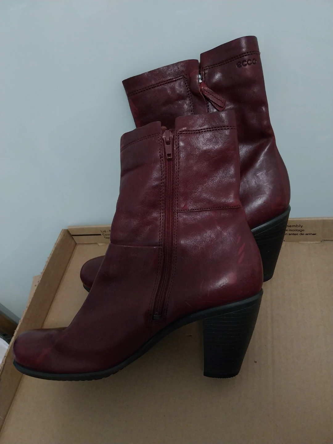 ECCO Burgundy Leather Ankle Boots Size 38 - photo 2