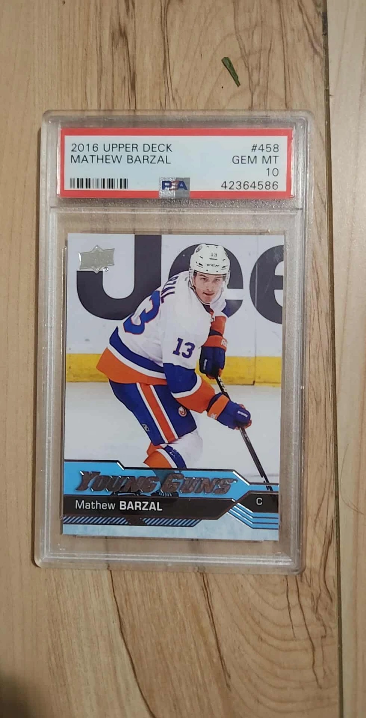 2016 Upper Deck Mathew Barzal Young Guns Hockey Card
