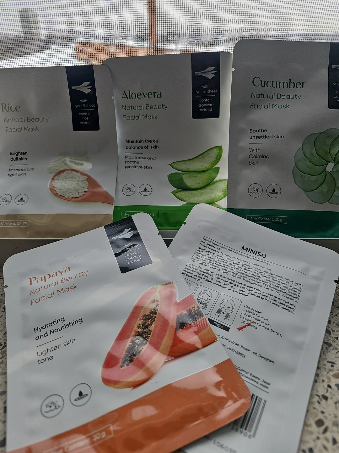 Facial mask - photo 2