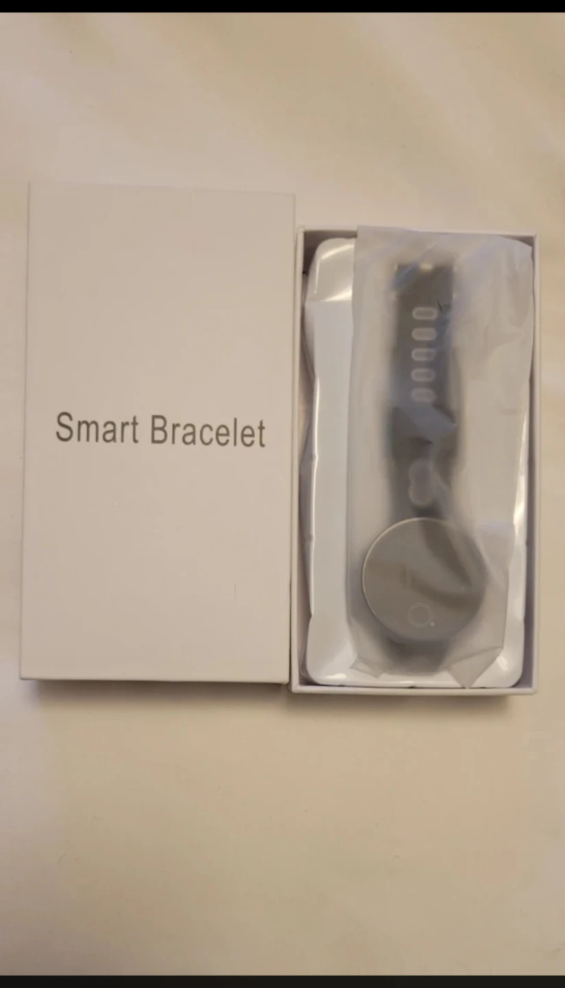 Smart Bracelet with Color Touch Screen - New!