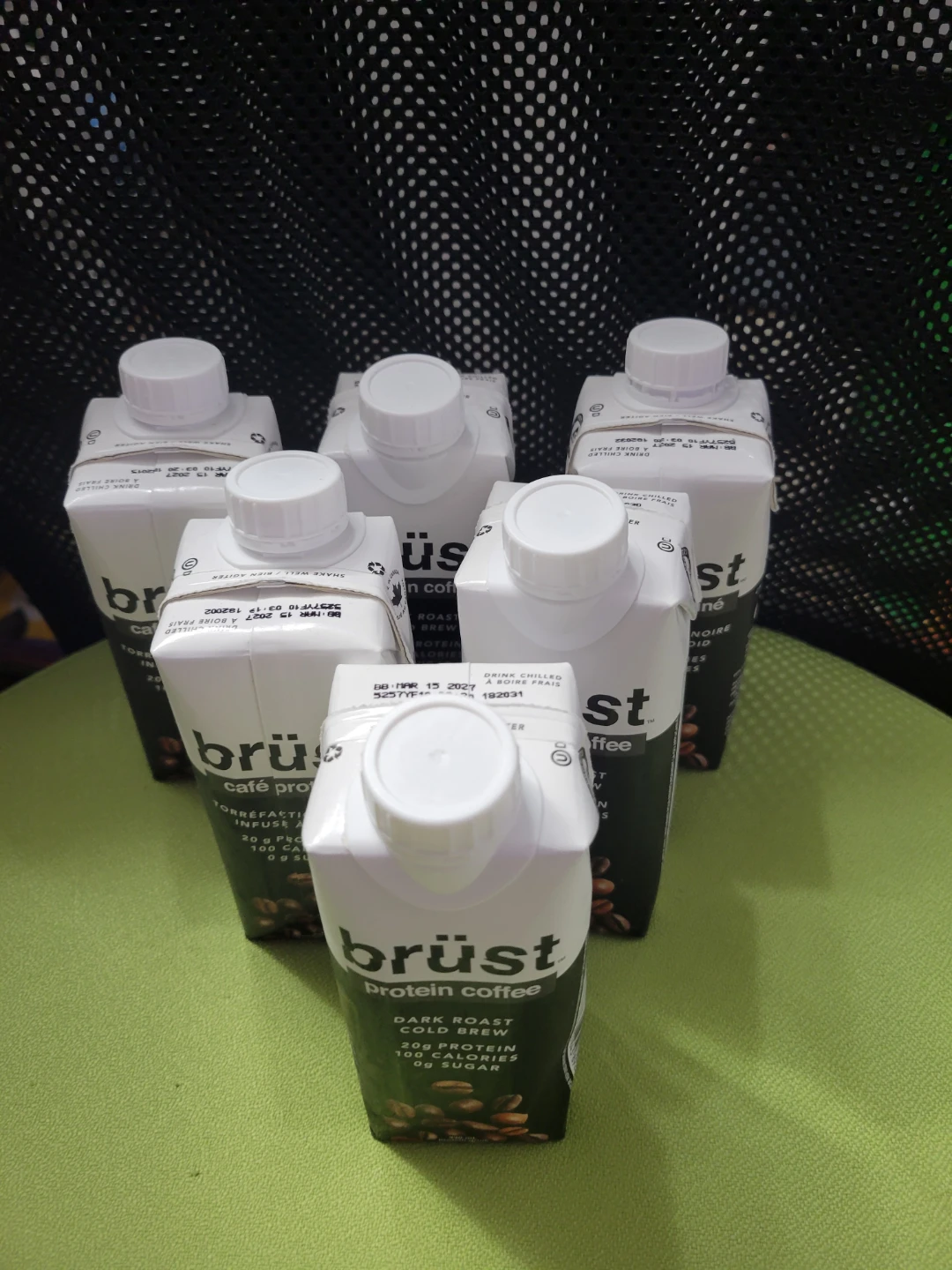 Brüst Dark Roast Protein Coffee - photo 2