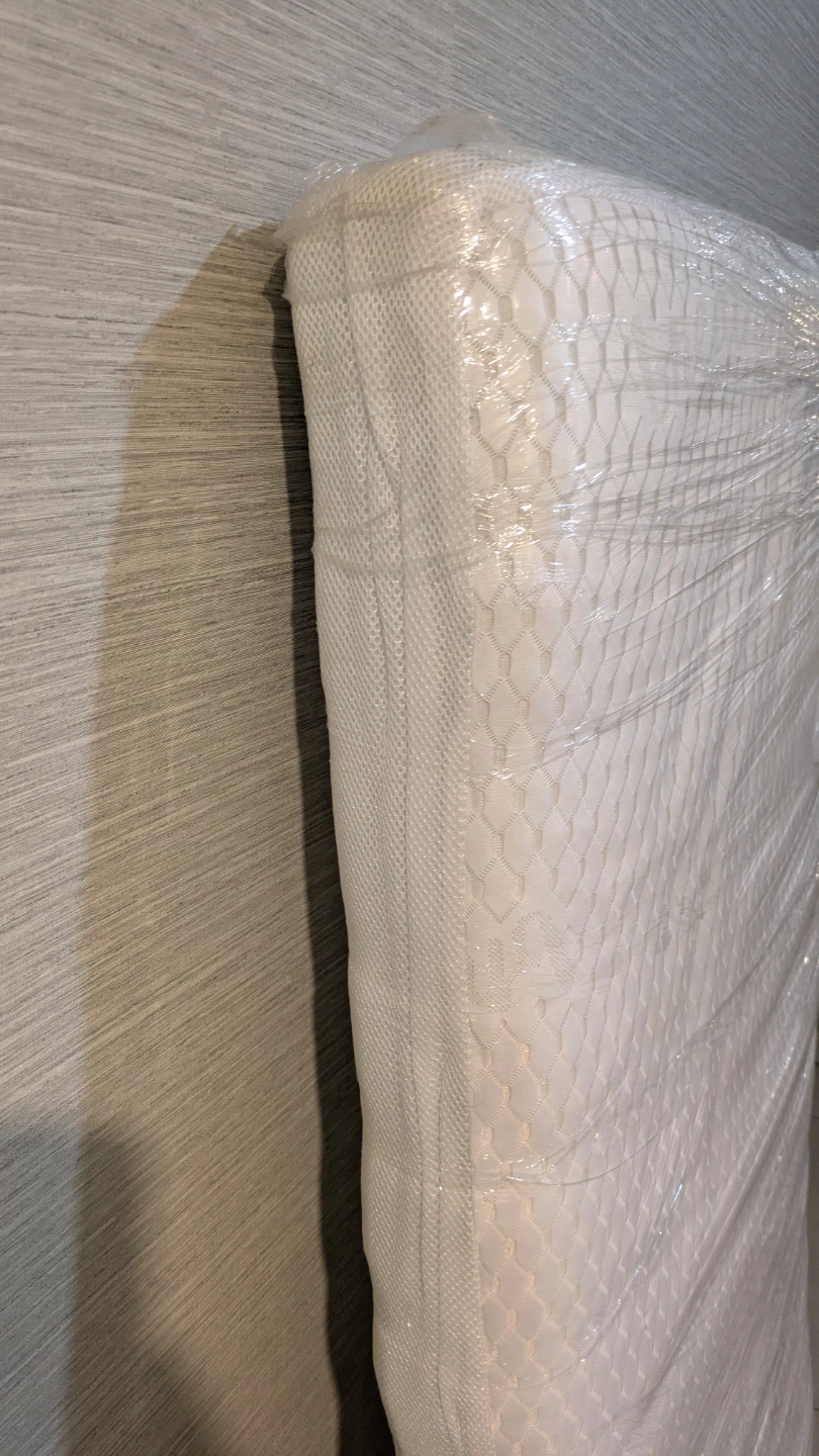 Simmons Baby Mattress, two sides  (0- 12 months and +12 months) - photo 3
