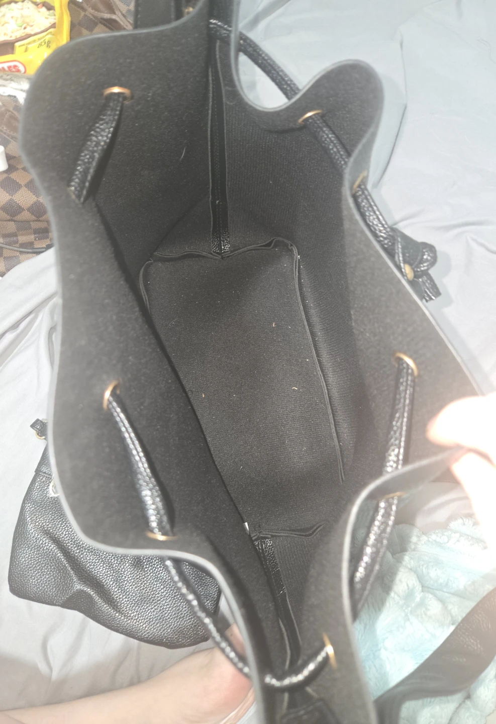 BellaRusso Black Faux Leather Bucket Bag with Pouch - photo 3