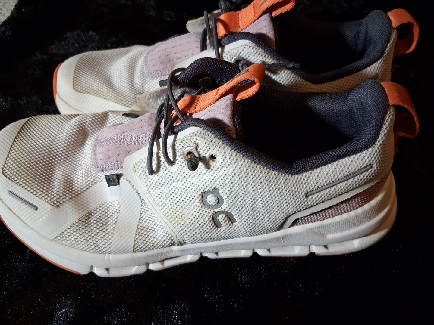 ON Cloud Running Shoes - White/Orange For Kids Size Y4 - photo 2