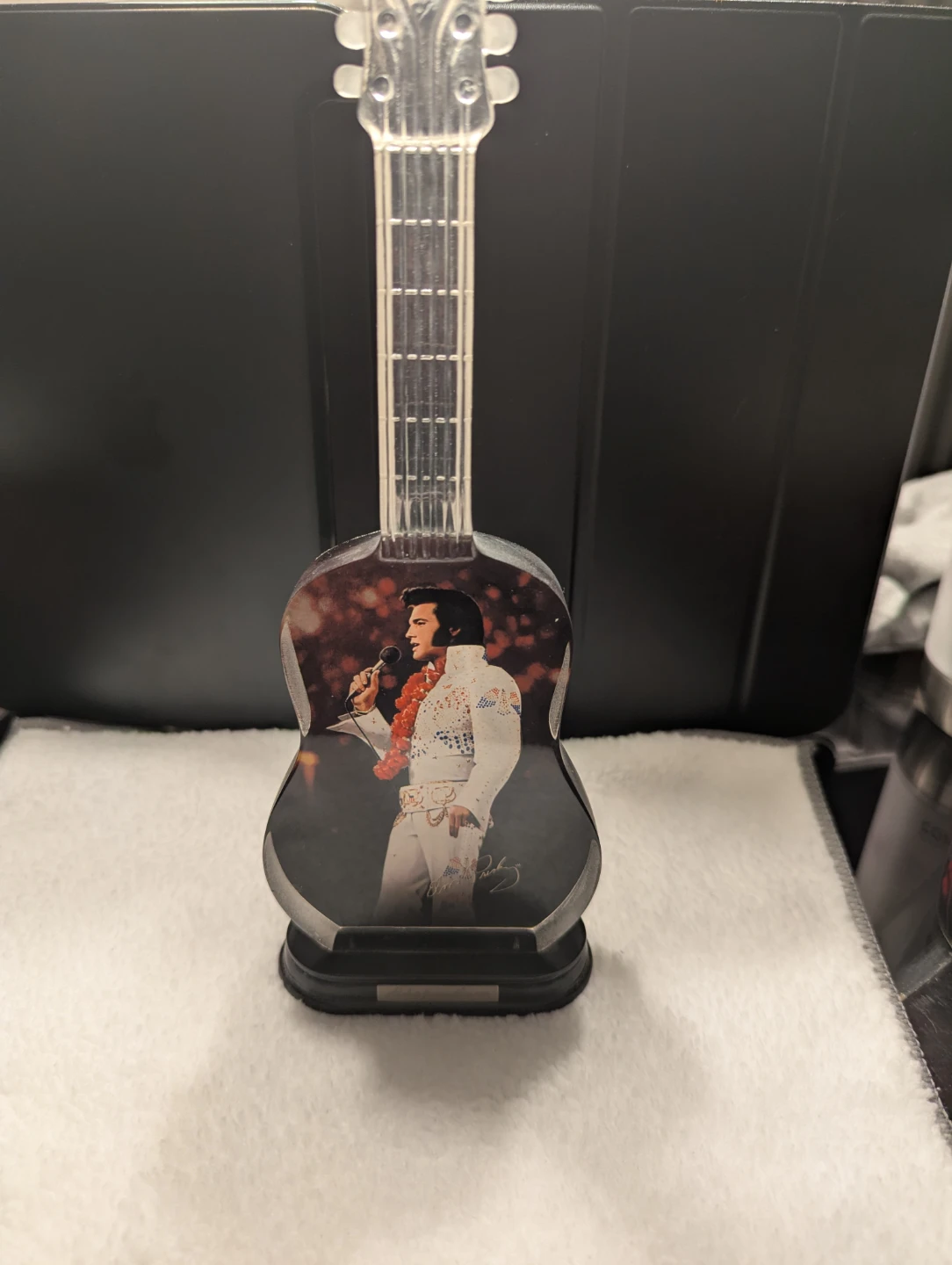 Elvis Crystal Classics Aloha from Hawaii Collectable