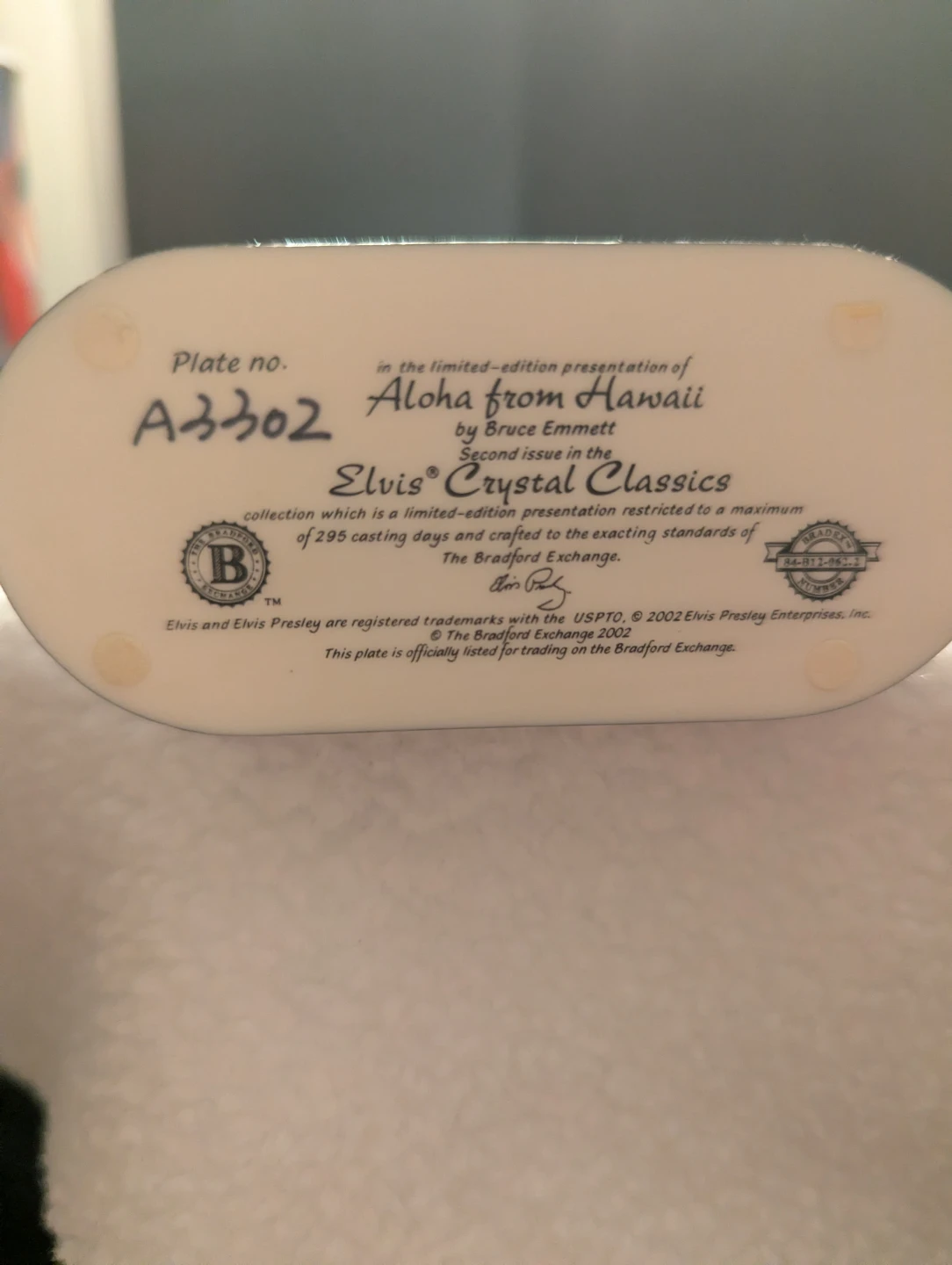 Elvis Crystal Classics Aloha from Hawaii Collectable - photo 2